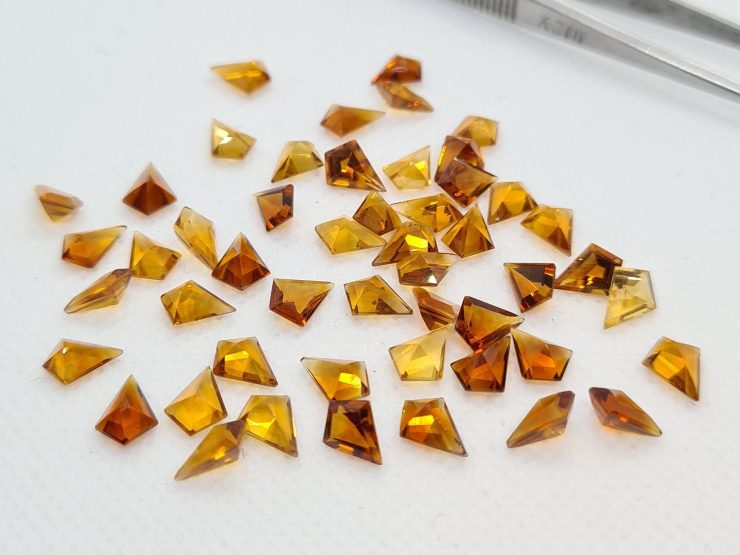 Madeira Citrine (Brazil) Faceted Kite Shape Loose Gemstones In 8x6mm For Jewellery Making