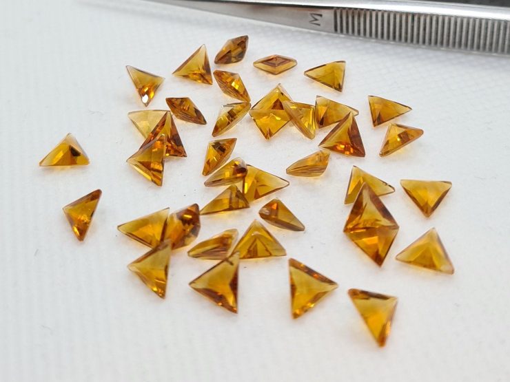 Citrine (Brazil) Natural Faceted Triangle Shape Loose Gemstones in 5x3mm & 6mm for Jewellery Making