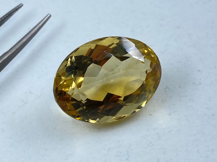 41.16cts Citrine (Brazil) 25x19mm Faceted Large Oval Shape Gemstone For Jewellery Making