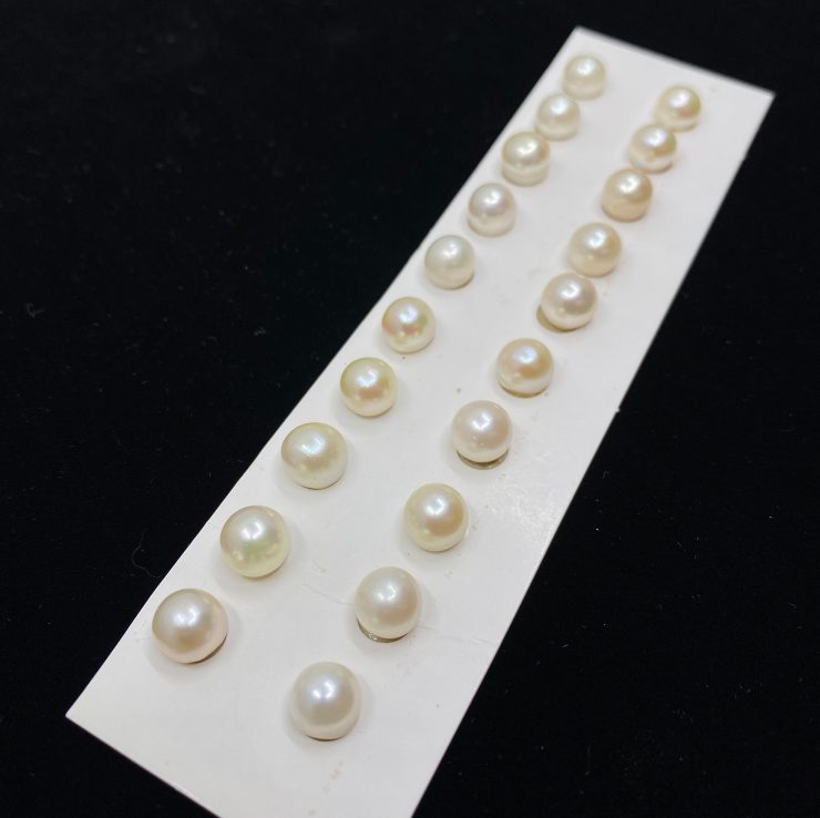 il fullxfull.3140437256 9o6c scaled White Cultured Pearls (Japan) 3/4 Cut Half Drilled Loose Beads in Sizes From 3mm to 9mm For Jewellery Making (NOT freshwater pearls)