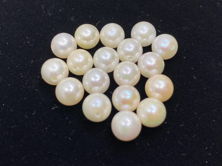 il fullxfull.3140868522 gdel scaled White Cultured Pearls (Japan) Full Round Half Drilled Loose Beads in Sizes From 2mm to 8.5mm For Jewellery Making (NOT freshwater pearls)