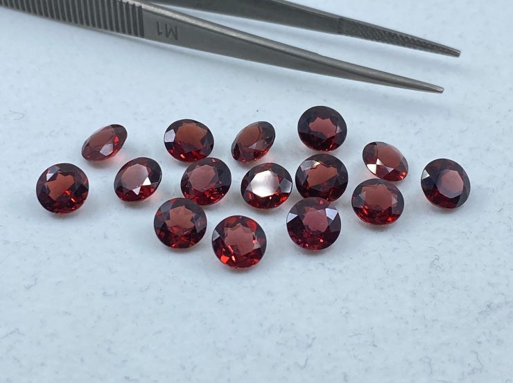 il fullxfull.3145946806 ctk8 scaled Garnet (Mozambique) Faceted Round Shape Loose Gemstones in Assorted Sizes ranging from 1.5mm to 8mm for Jewellery Making