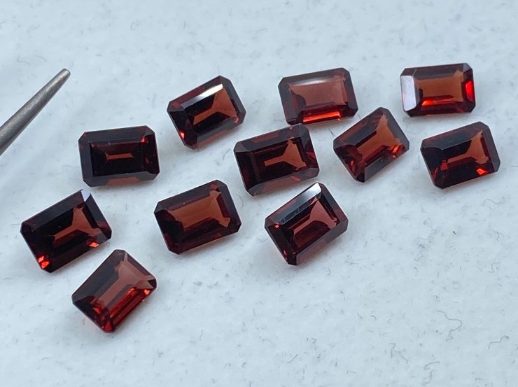 il fullxfull.3145968172 b737 scaled Garnet (Mozambique) Faceted Octagon Loose Gemstones In Sizes Ranging From 5x2.5mm to 10x8mm For Jewellery Making