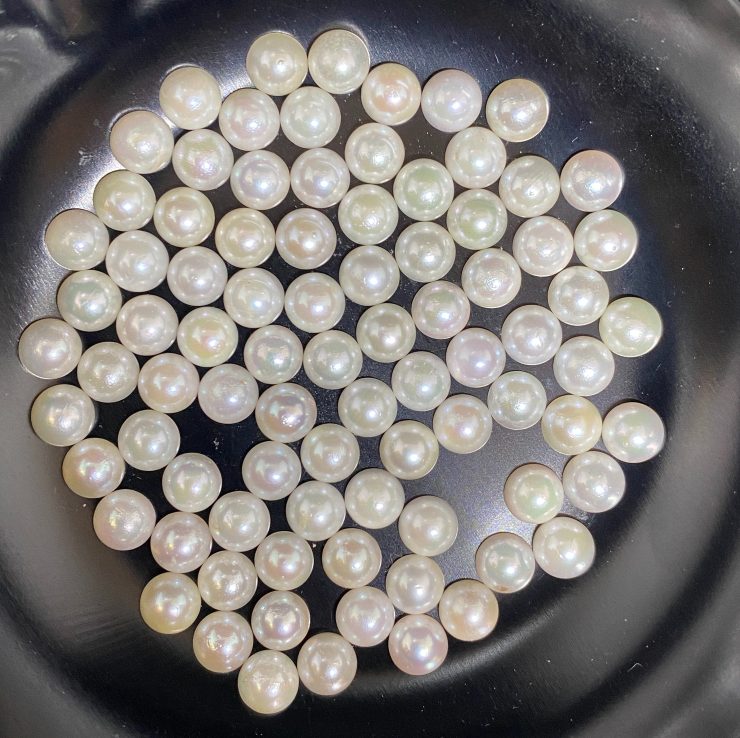 il fullxfull.3152295209 noc3 scaled White Cultured Pearls (Japan) Half Cut Cabochon Round Shape Loose Gemstones in Sizes From 2.25mm to 5.75mm for Jewellery Making