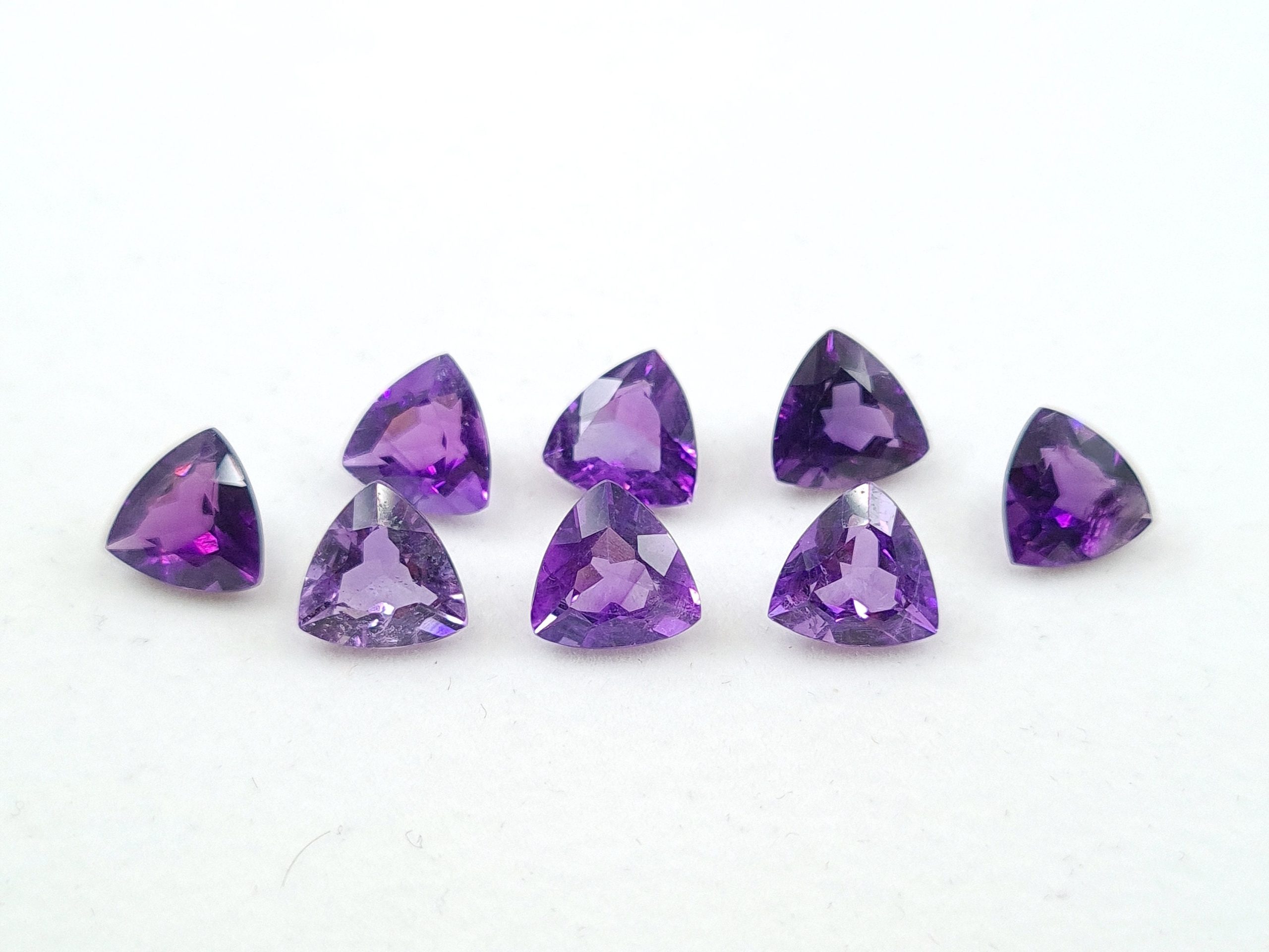 il fullxfull.3156327244 r1n4 scaled Amethyst (African) Faceted Trillion Loose Gemstones First Quality in 6mm, 7mm & 10mm For Jewellery Making