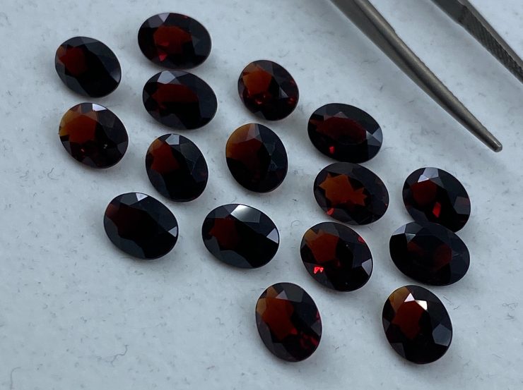 il fullxfull.3159489548 krni scaled Garnet (Thai) Faceted Oval Loose Gemstones in Assorted Sizes ranging from 4x3mm to 18x13mm for Jewellery Making