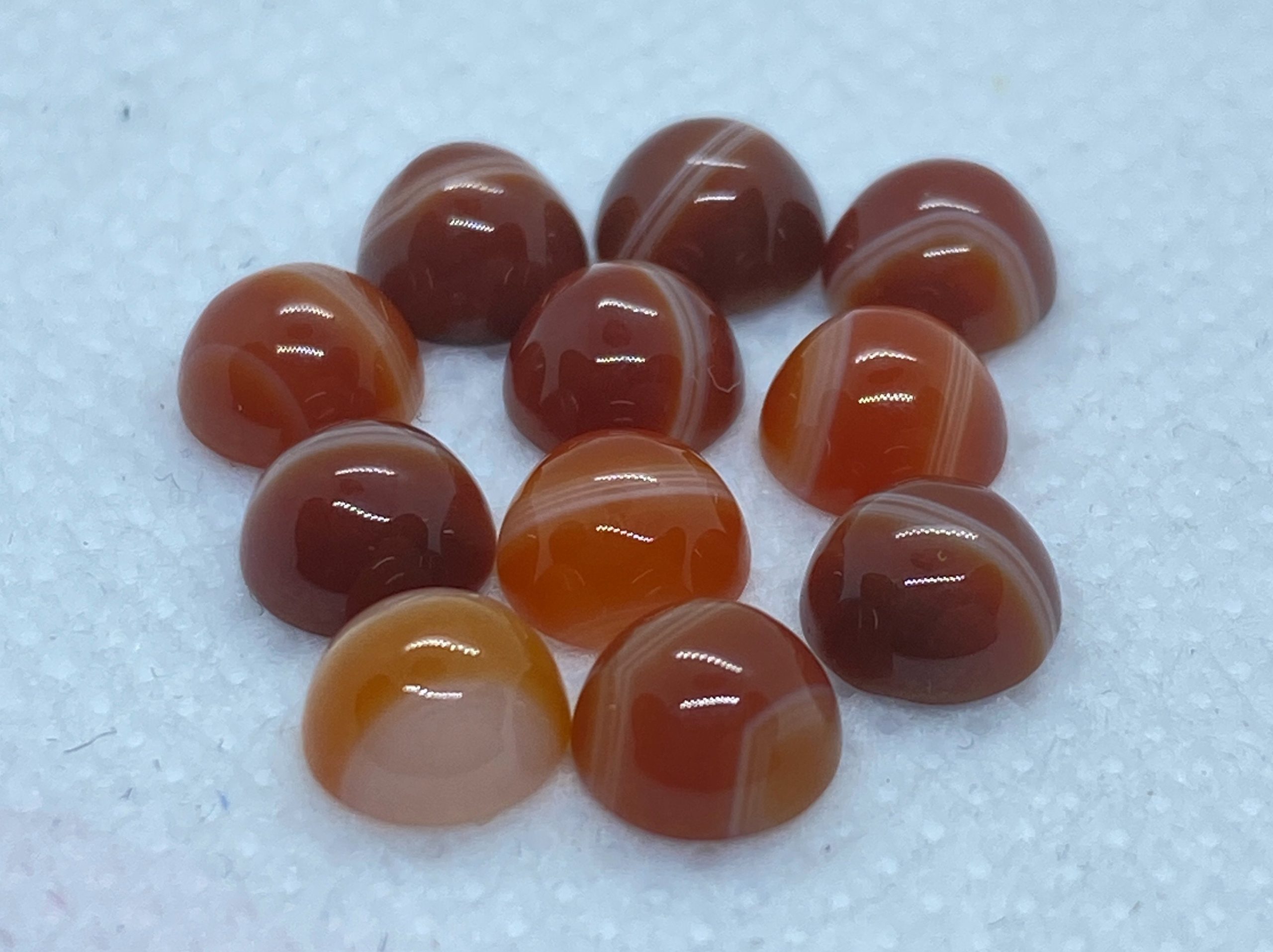 il fullxfull.3175360274 t4m9 scaled Carnelian With Banded White Stripes Cabochon Loose Round Gemstones in 6mm For Jewellery Making