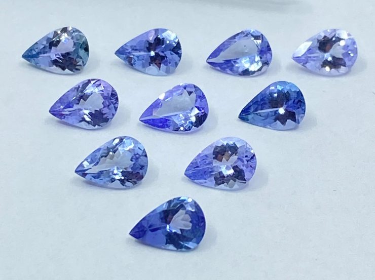 il fullxfull.3177775390 2tlh scaled Tanzanite Faceted Pear Shape Loose Gemstones in 5x3mm, 6x4mm and 7x5mm for Jewellery Making