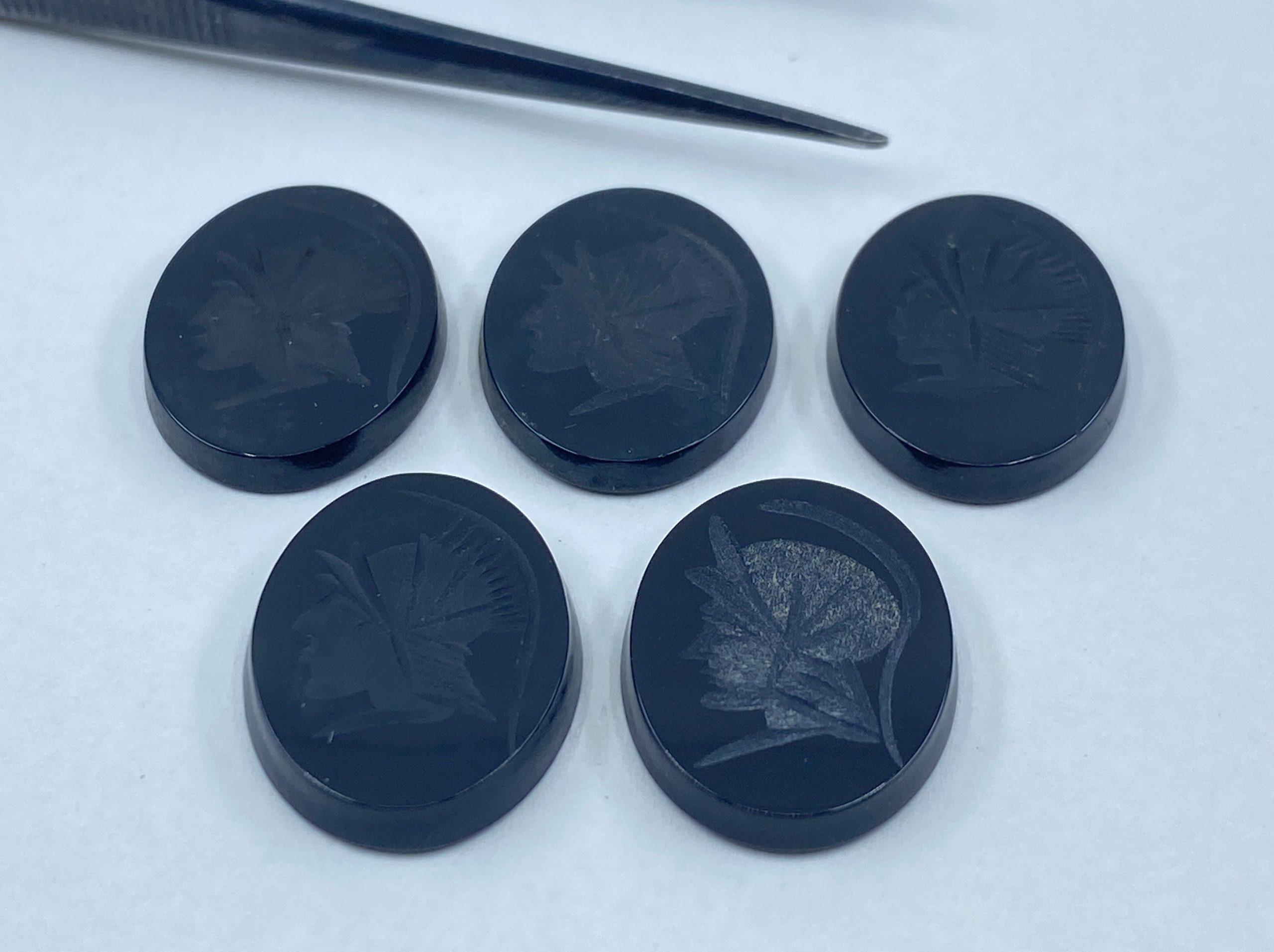 il fullxfull.3179161880 8t4c scaled Black Onyx Roman Soldier Head Intaglio Oval SBBT Gemstones in 12x10mm, 14x10mm & 20x15mm for Jewellery Making