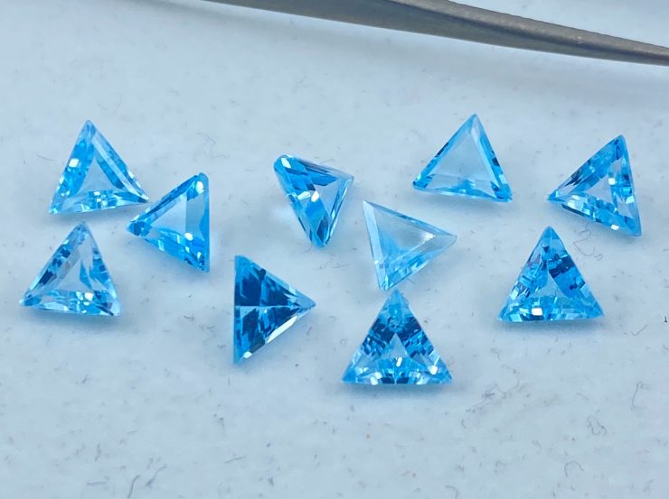 il fullxfull.3186233231 f9u9 scaled Sky Blue Topaz Faceted Triangle Shape Loose Gemstones in 5mm and 6mm for Jewellery Making