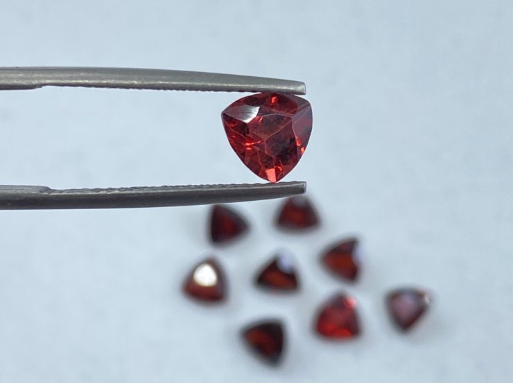 il fullxfull.3193667309 o4sf scaled Garnet (Mozambique) Faceted Trillion Loose Gemstones In 6mm, 7mm & 10mm For Jewellery Making