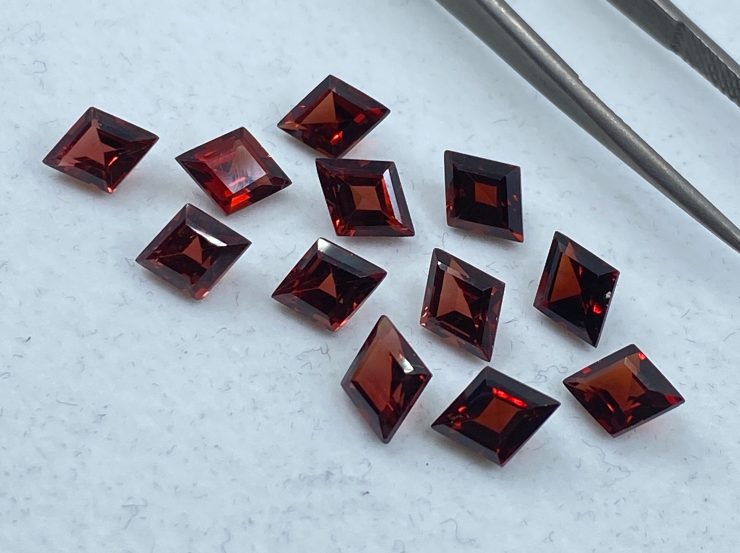 il fullxfull.3193669001 91yq scaled Garnet (Mozambique) Faceted Lozenge Shape Loose Gemstones In Assorted Sizes In 6x4mm, 7x5mm & 8x6mm For Jewellery Making