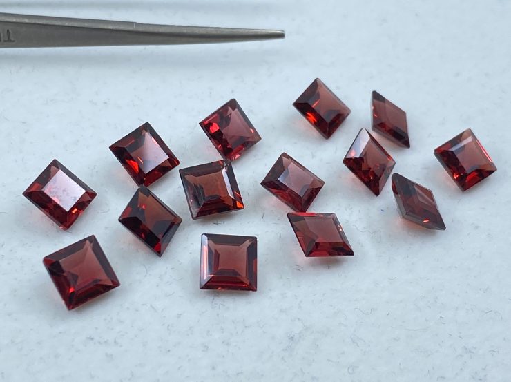 il fullxfull.3193678287 r5c2 scaled Garnet (Mozambique) Faceted Square Loose Gemstones In Sizes Ranging From 2mm to 6mm For Jewellery Making