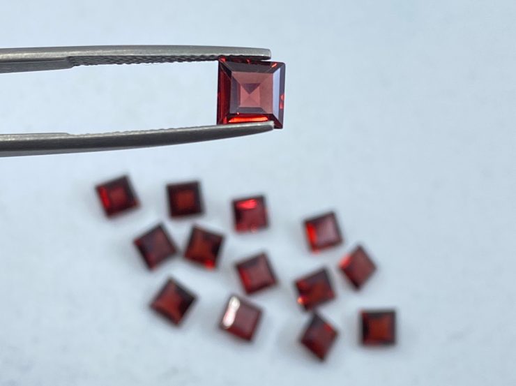 il fullxfull.3193678389 mpta scaled Garnet (Mozambique) Faceted Square Loose Gemstones In Sizes Ranging From 2mm to 6mm For Jewellery Making