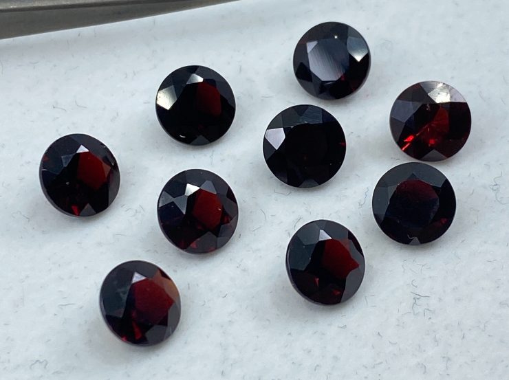 il fullxfull.3207642767 6yw9 scaled Garnet (Thai) Faceted Round Shape Loose Gemstones in Assorted Sizes from 1mm to 12mm for Jewellery Making