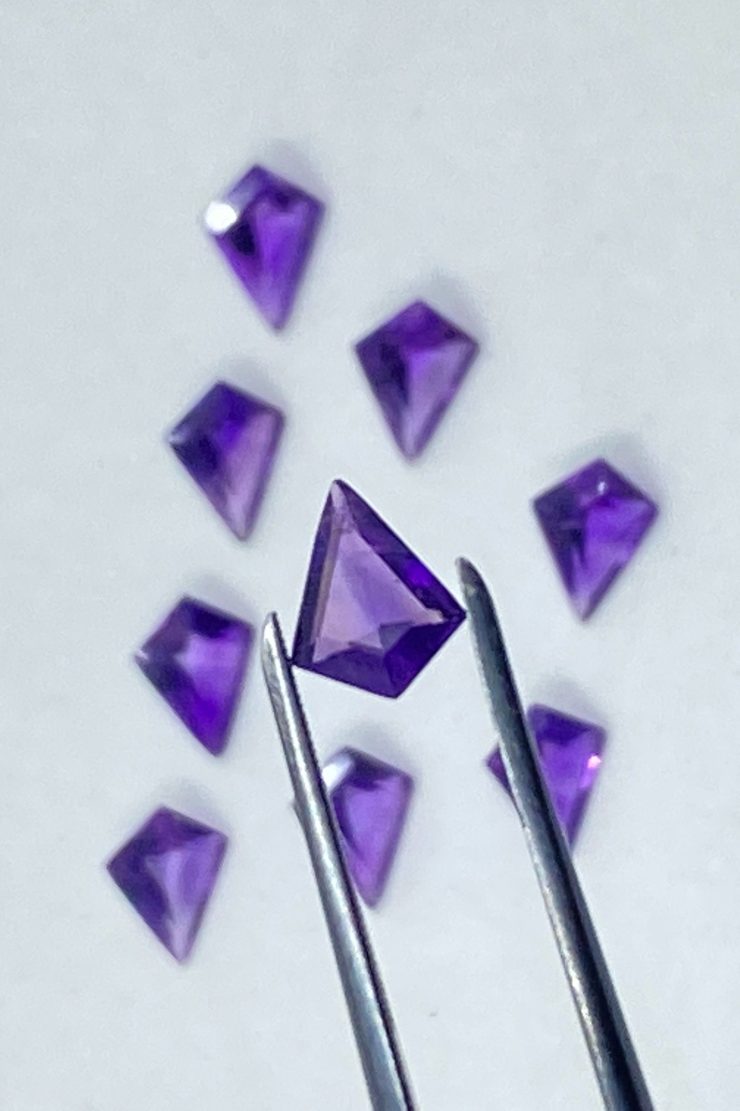 il fullxfull.3208886667 fi8i scaled Amethyst (African) Faceted Kite Shape Loose Gemstones First Quality in 8x6mm For Jewellery Making