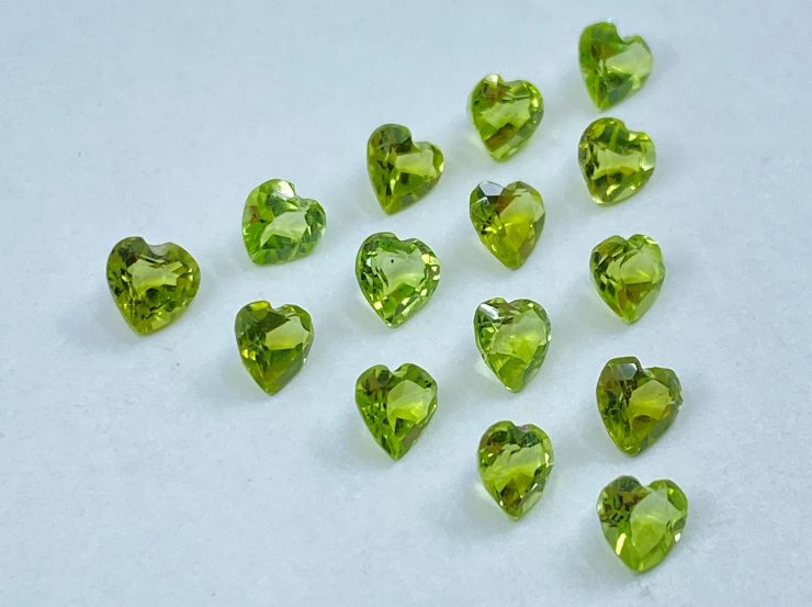 il fullxfull.3218168882 o9sq scaled Peridot Faceted Heart Shape Loose Gemstones In Sizes From 3mm To 8mm For Jewellery Making