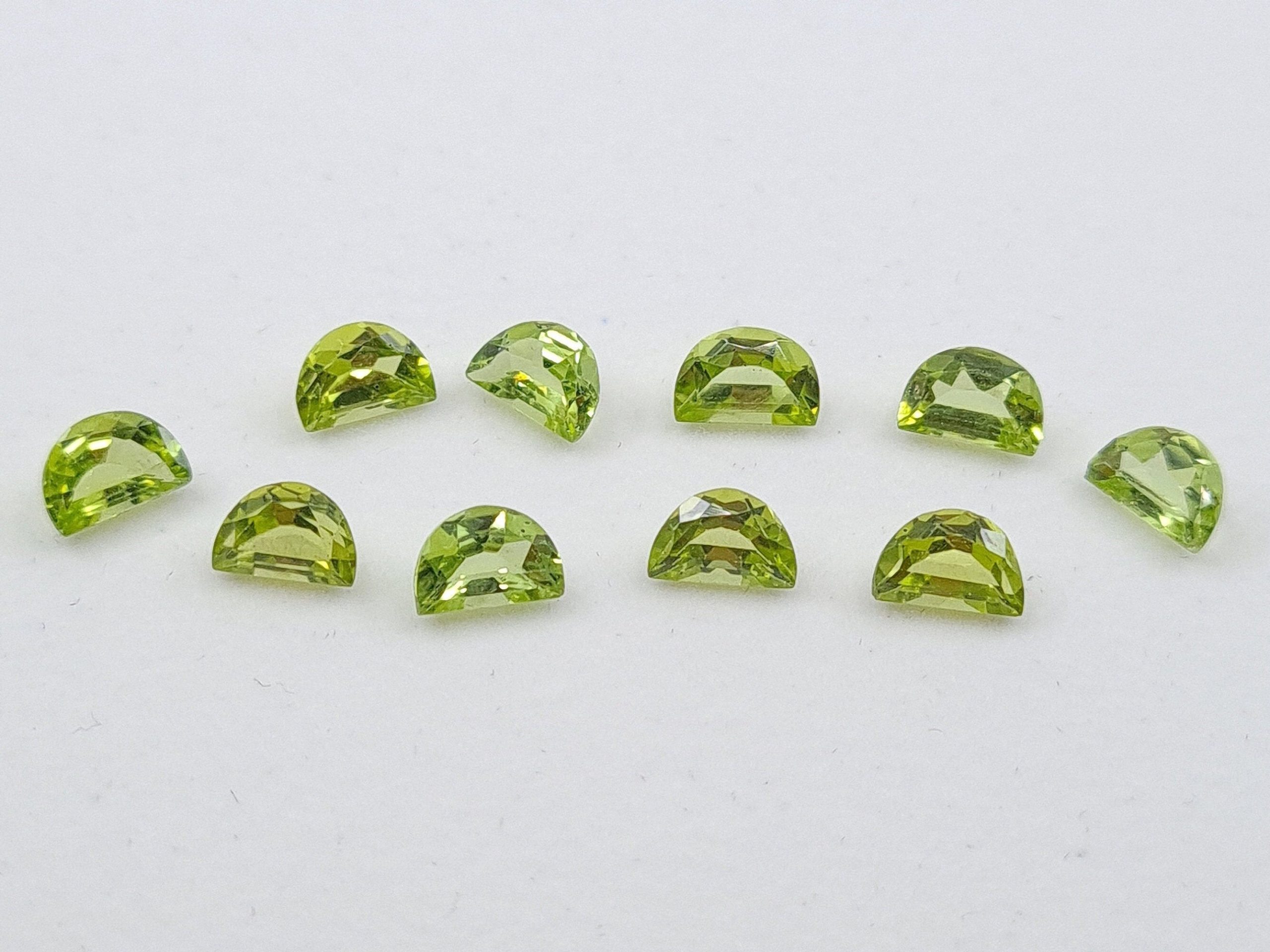 il fullxfull.3218202036 2oew scaled Peridot Natural Faceted Half Moon Shape Loose Gemstones In 6x4mm For Jewellery Making