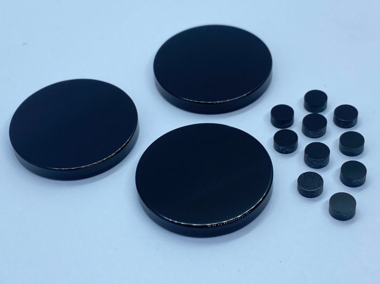 il fullxfull.3221533822 n0q1 scaled Black Onyx Flat Straight Edge Round Shape Loose Gemstones In Sizes Ranging From 4mm To 22mm For Jewellery Making