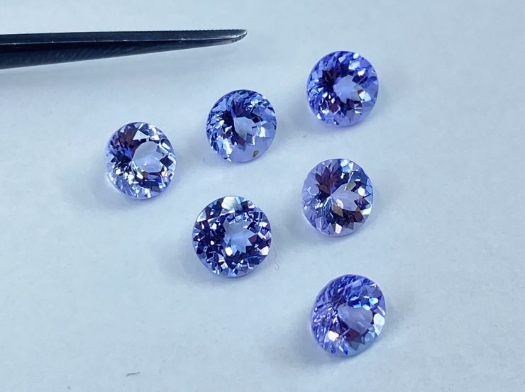 il fullxfull.3225470175 de76 scaled Tanzanite Faceted Round shape Loose Gemstones in Assorted Sizes from 2.25mm to 6mm for Jewellery Making