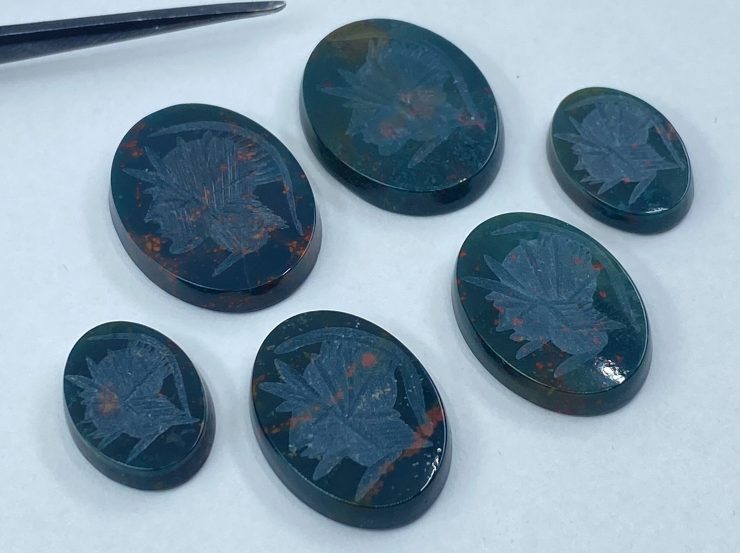 il fullxfull.3226918693 ak4q scaled Bloodstone Roman Soldier Head Intaglio Oval SBBT Gemstones in Assorted Sizes from 10x8mm to 20x15mm for Jewellery Making