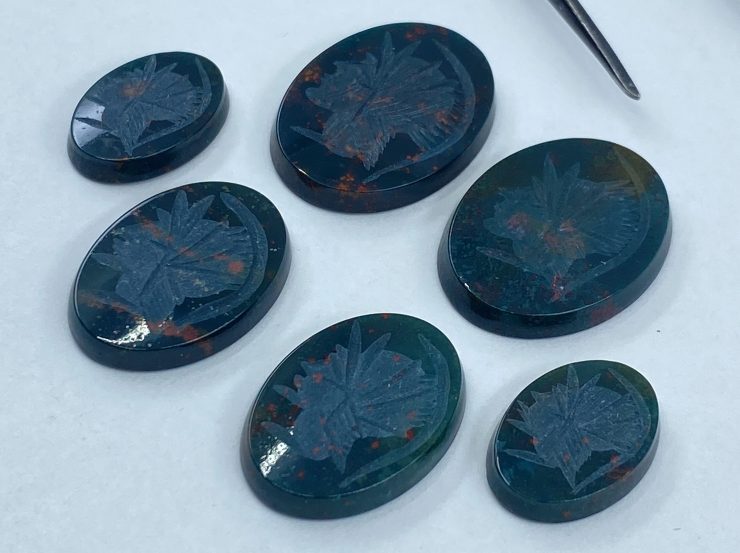 il fullxfull.3226918797 7gre scaled Bloodstone Roman Soldier Head Intaglio Oval SBBT Gemstones in Assorted Sizes from 10x8mm to 20x15mm for Jewellery Making