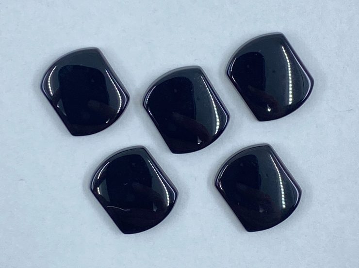 Flat Black Onyx Short Rounded Rectangle (Short Bottle) SBBT Gemstones in 7x5mm, 8x6mm and 12x10mm for Jewellery Making