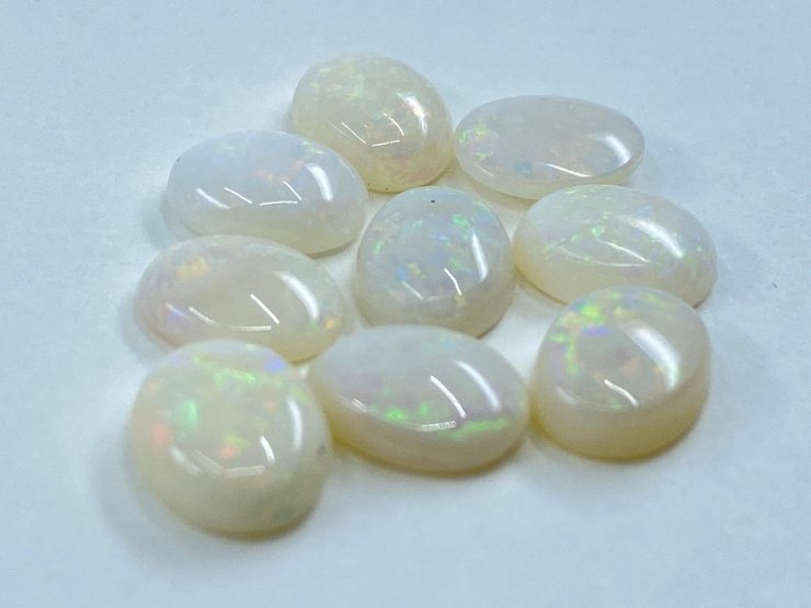 Opal (Australia) Cabochon Oval Shape Loose Gemstones in Assorted Sizes from 3x2mm to 20x15mm for Jewellery Making