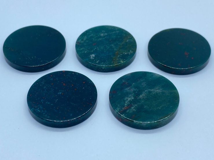 il fullxfull.3264444109 klyr scaled Flat Bloodstone Round Shape Straight Edge Loose Gemstone Coins in 15mm and 22mm for Jewellery Making & Coin-Inspired Jewellery