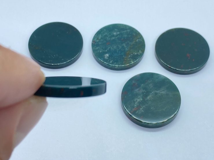 il fullxfull.3264444295 fy8b scaled Flat Bloodstone Round Shape Straight Edge Loose Gemstone Coins in 15mm and 22mm for Jewellery Making & Coin-Inspired Jewellery