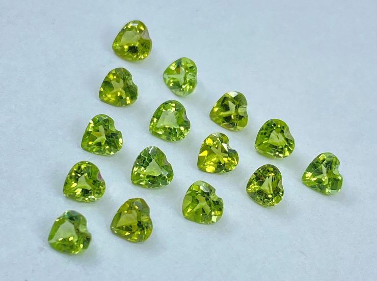 il fullxfull.3265867051 9nak scaled Peridot Faceted Heart Shape Loose Gemstones In Sizes From 3mm To 8mm For Jewellery Making