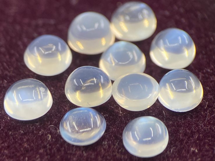 il fullxfull.3330618606 4z9l scaled Blue Moonstone Round Cabochon from Sri Lanka (not Rainbow Moonstone) in sizes from 4mm to 6mm for Jewellery Making