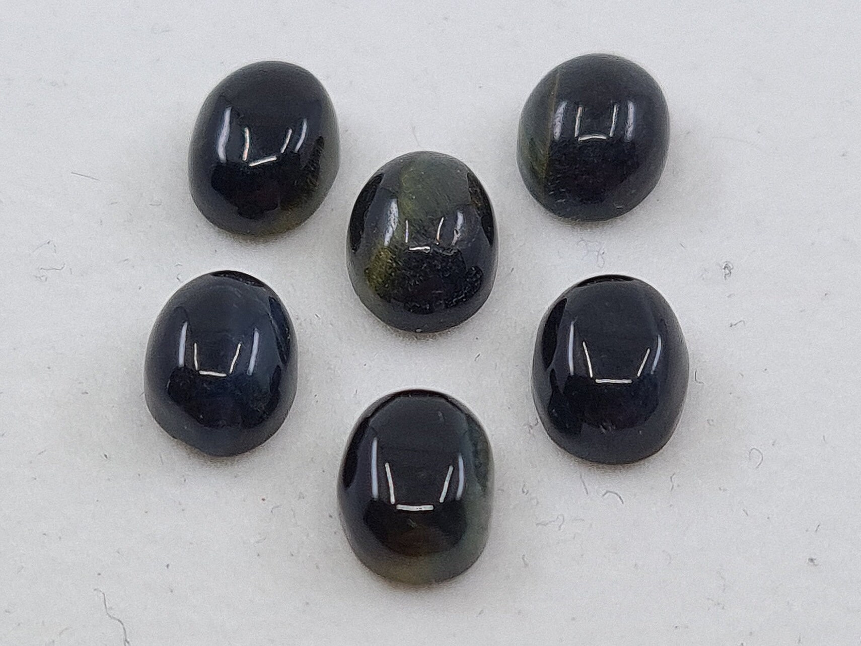 100 Pieces of Blue Tiger Eye Cabochon Oval Loose Gemstones in 8x6mm for Jewellery Making