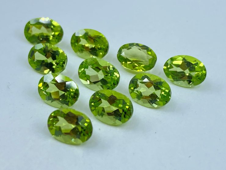 il fullxfull.3396475904 nlvf scaled Peridot Faceted Oval Shape Loose Gemstones in a Range of Sizes from 4x3mm up to 9x7mm for Jewellery Making