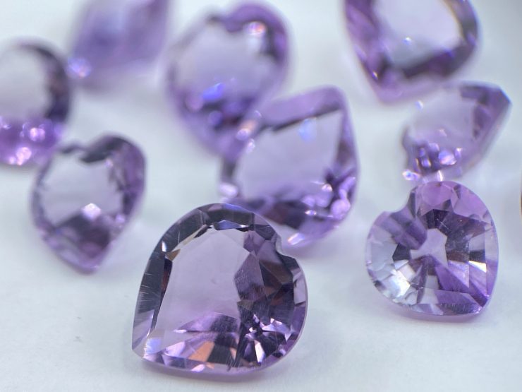 il fullxfull.3396484909 icgi scaled Amethyst (Brazilian) Faceted Heart Shape Loose Gemstones in Assorted Sizes from 4mm to 10mm for Jewellery Making