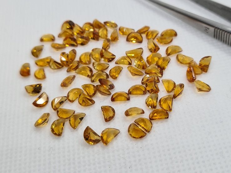 Citrine (Brazil) Natural Faceted Half Moon Shape Loose Gemstones in 6x4mm for Jewellery Making