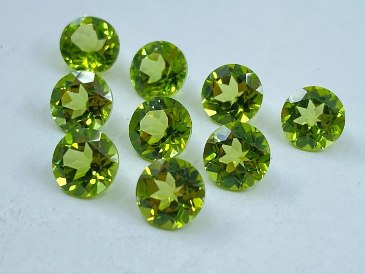 il fullxfull.3444168415 dp4a scaled Peridot Faceted Round Shape Loose Gemstones in Sizes from 1.75mm to 6mm for Jewellery Making