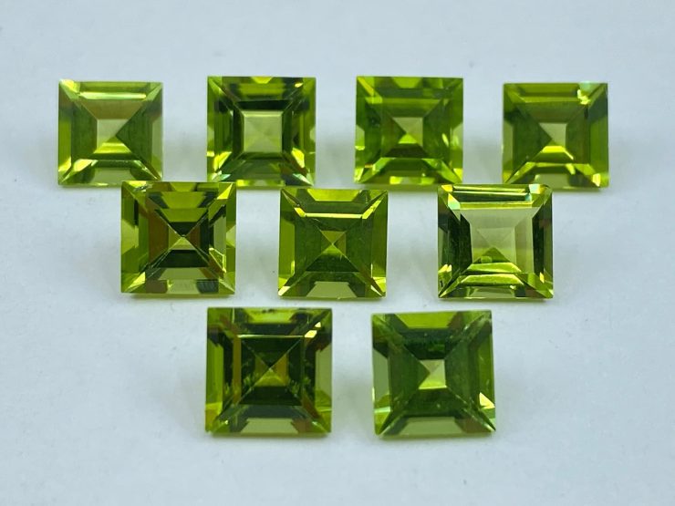 Peridot Faceted Square Shape Loose Gemstones in 2mm, 2.5mm & 4mm for Jewellery Making