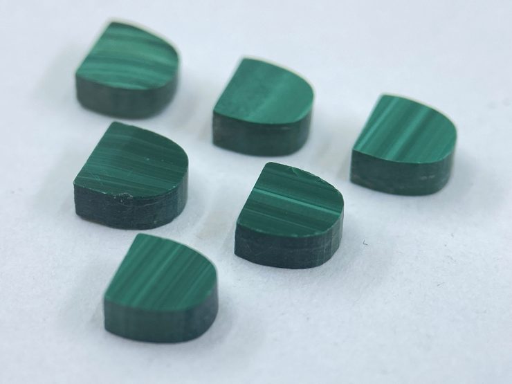 il fullxfull.3486954738 c4f0 scaled Malachite Flat Straight Edge (German Cut) D-Shape Loose Gemstones in 4mm for Jewellery Making