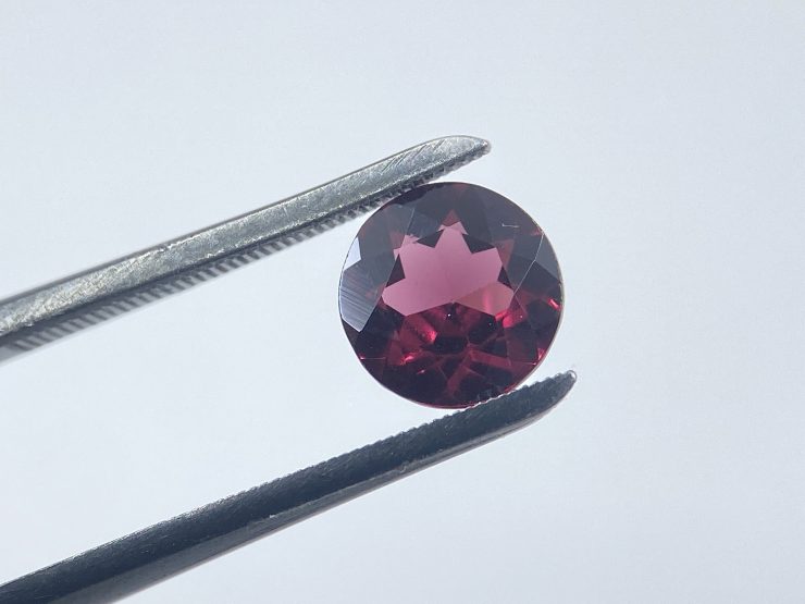 il fullxfull.3494110374 s4ik scaled Rhodolite Garnet (Rose-Coloured) Faceted Round Shape Loose Gemstones in Sizes Ranging from 2.25mm to 7mm for Jewellery Making