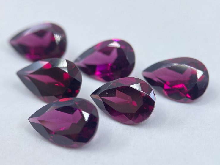 il fullxfull.3494213398 hlsu scaled Rhodolite Garnet (Rose-Coloured) Faceted Pear Shape Loose Gemstones in 5x3mm, 7x5mm & 9x6mm for Jewellery Making