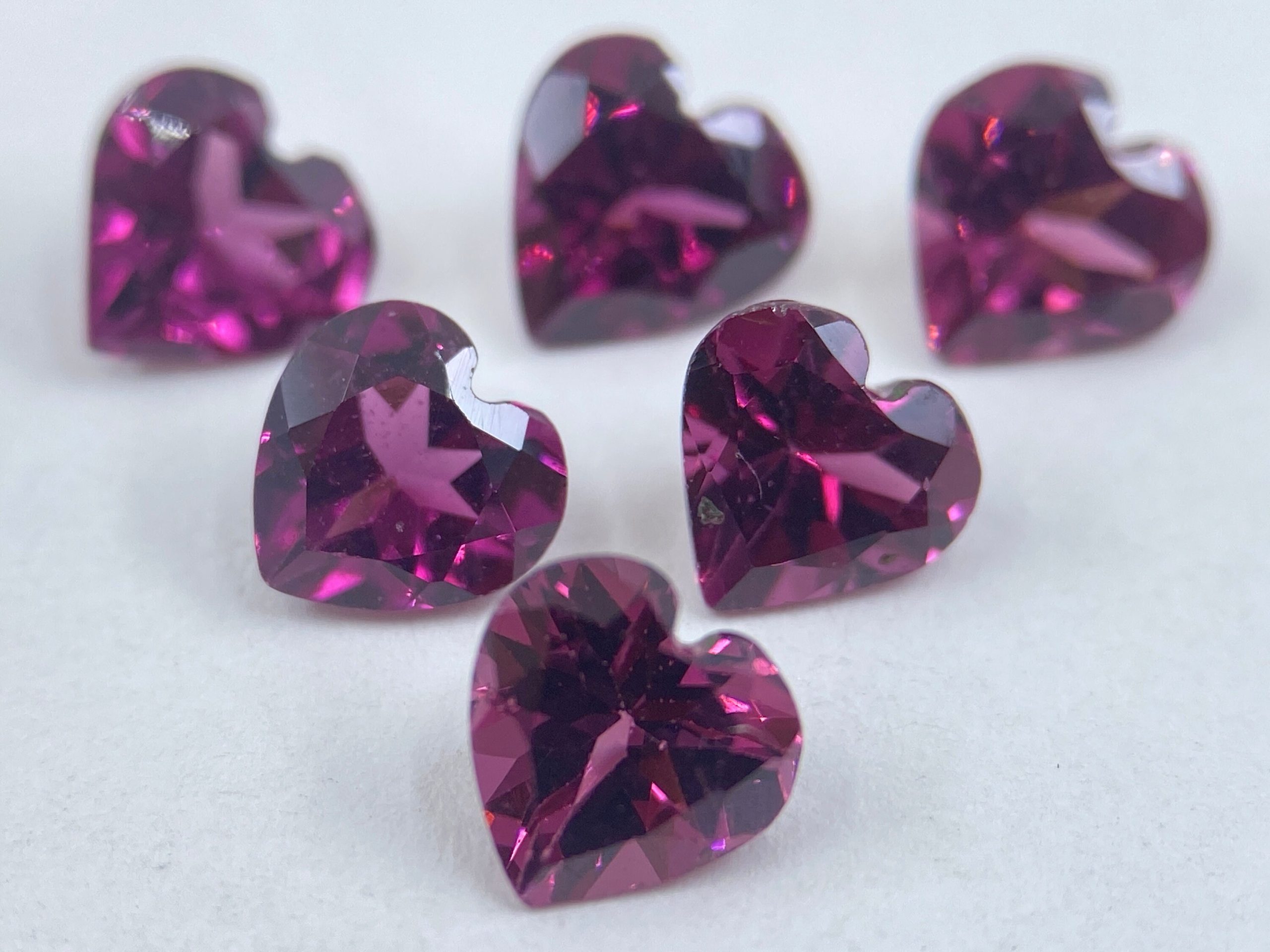 il fullxfull.3494294252 sdjv scaled 10 Pieces of Rhodolite Garnet (Rose-Coloured) Faceted Heart Shape Loose Gemstones in 4mm, 5mm & 6mm for Jewellery Making