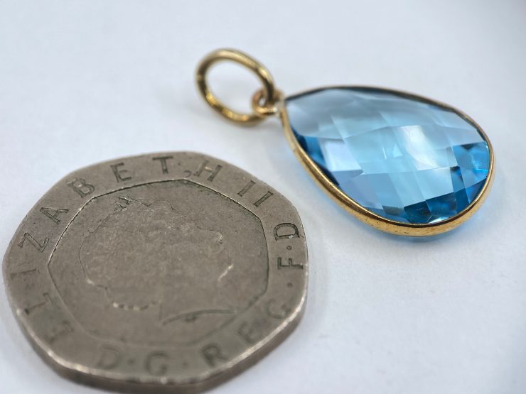 il fullxfull.3507767455 9s2c 1 scaled 9 Carat Gold Pendant with Pear Shape Sky Blue Topaz Gemstone (11 Carat) Measuring 18x12mm