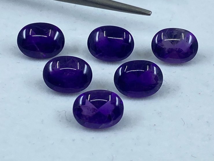 Amethyst (African) Buff Top Oval Loose Gemstones in Assorted Sizes Ranging from 7x5mm to 12X10mm for Jewellery Making