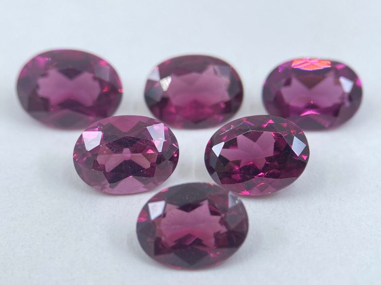 il fullxfull.3541877153 a54e scaled Rhodolite Garnet (Rose-Coloured) Faceted Oval Shape Loose Gemstones in Assorted Sizes from 4x3mm up to 10x8mm for Jewellery Making