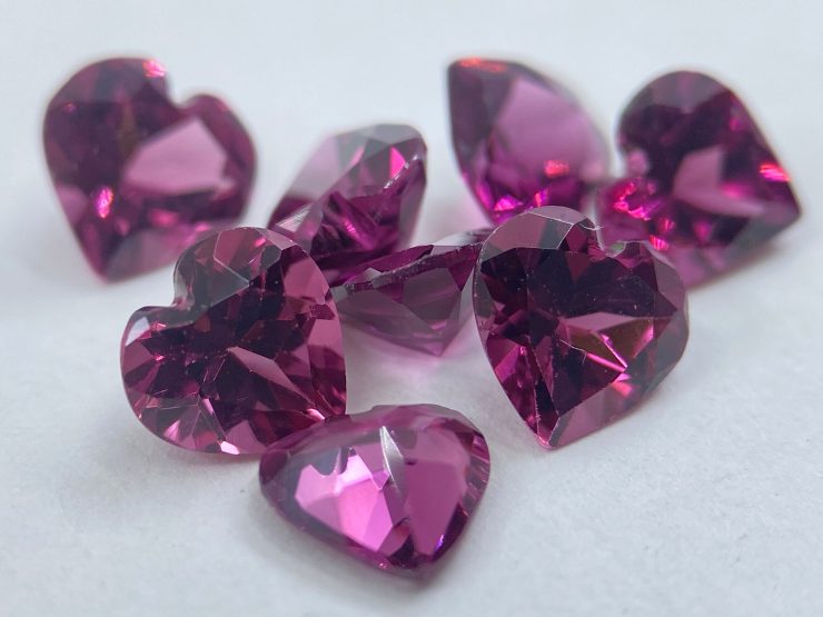 il fullxfull.3541937303 dswx scaled 10 Pieces of Rhodolite Garnet (Rose-Coloured) Faceted Heart Shape Loose Gemstones in 4mm, 5mm & 6mm for Jewellery Making