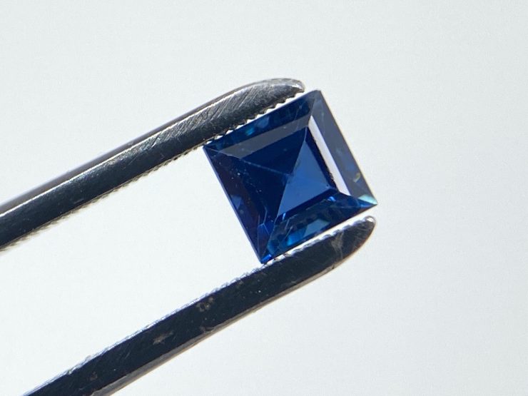 il fullxfull.3610275230 ety8 scaled Fine Sapphire Square Shape Faceted Loose Gemstones in Assorted Sizes from 1.3mm to 3mm for Jewellery Making