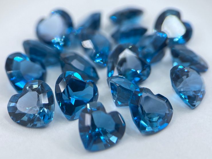 il fullxfull.3643774346 eeyi scaled London Blue Topaz Faceted Heart Shape Loose Gemstones in 4mm, 5mm, 6mm & 7mm for Jewellery Making