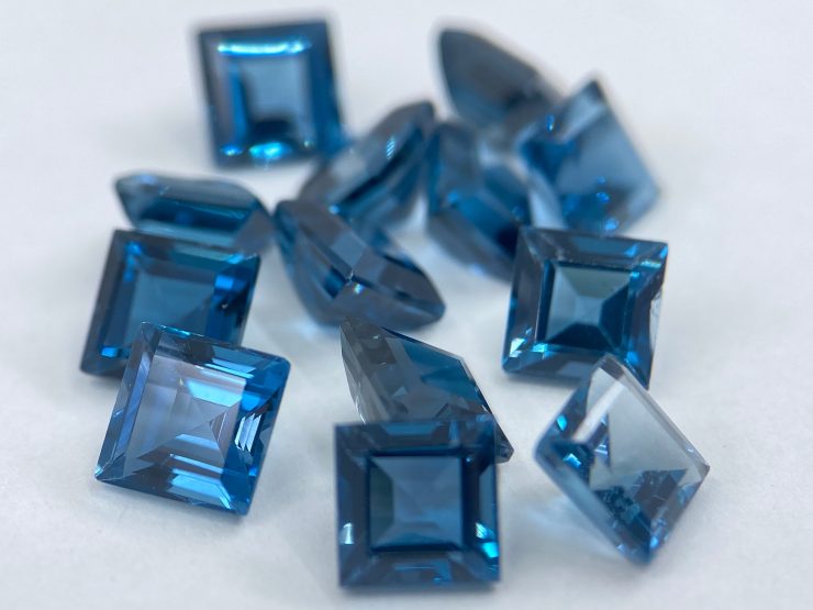 il fullxfull.3691330497 sxn0 1 scaled 5 Pieces of London Blue Topaz Faceted Square Shape Loose Gemstones in 4mm, 5mm & 6mm for Jewellery Making