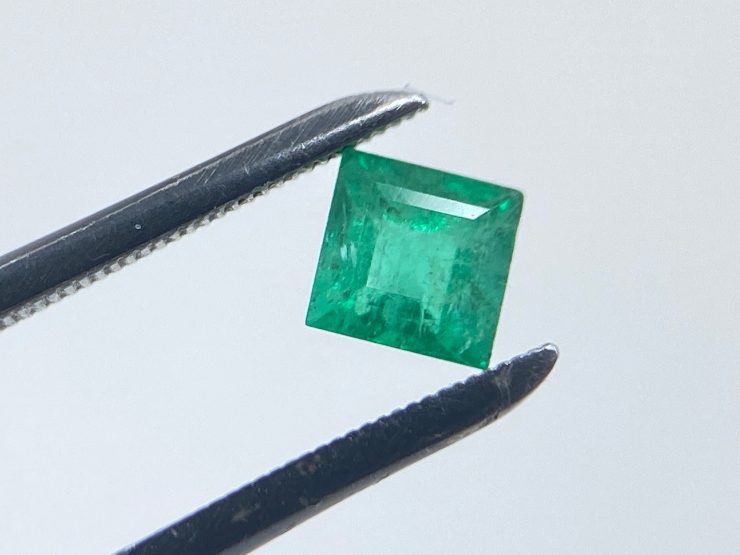 il fullxfull.3707770099 csmv scaled Emerald Square Shape Faceted Loose Gemstones in Assorted Sizes from 1.5mm to 4mm for Jewellery Making